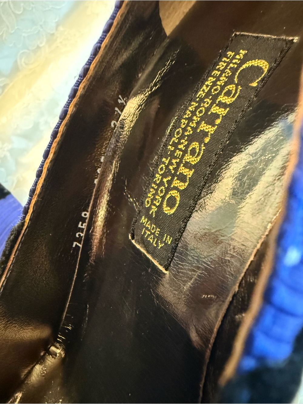 CARRANO 7 Royal Blue Pointed-Toe Heels with Black Accent 1990s - Picture 6 of 11